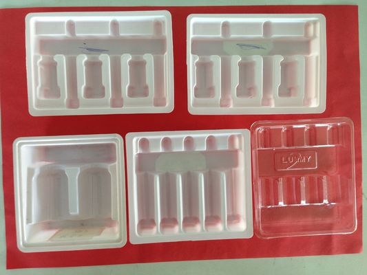 เครื่องขึ้นรูปพลาสติกแบบอัตโนมัติ 0.4 - 0.7 Mpa Pressure CE Approved ผู้ผลิต